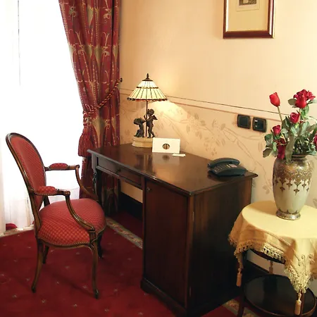 Ξενοδοχείο Liberty 4*